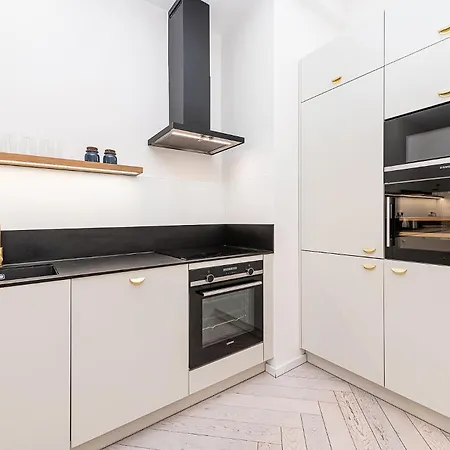 Lägenhet Designer Touch 2-bedroom In Picturesque Area *